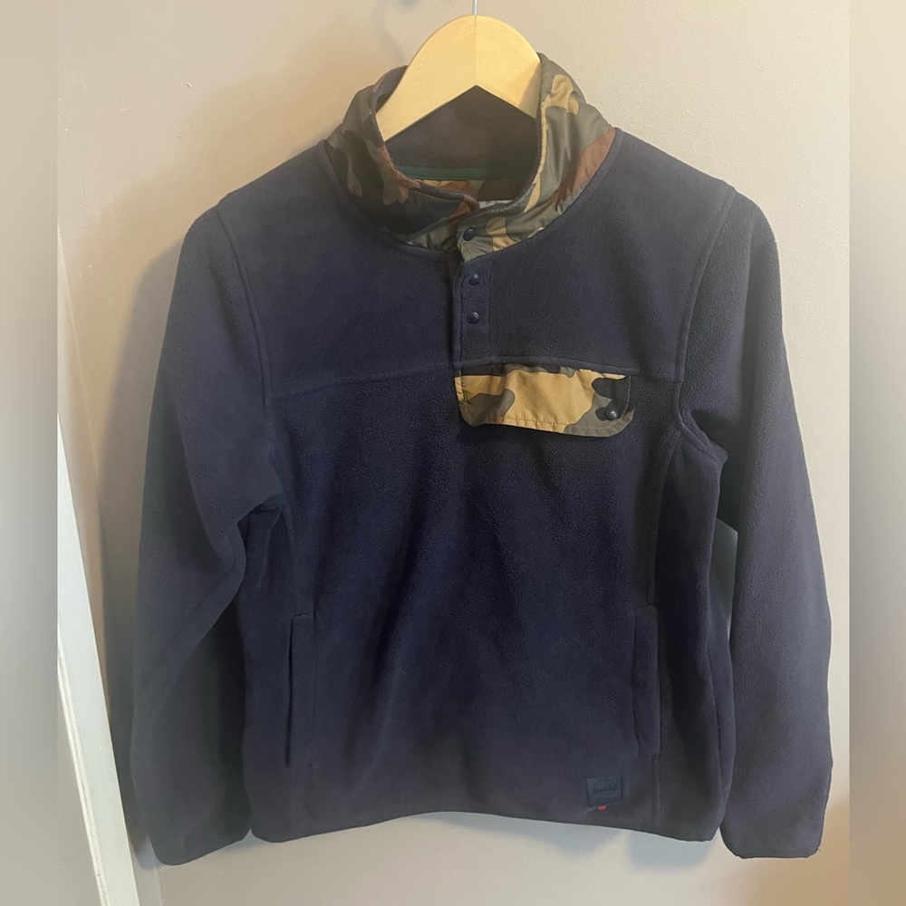 Herschel fleece pullover